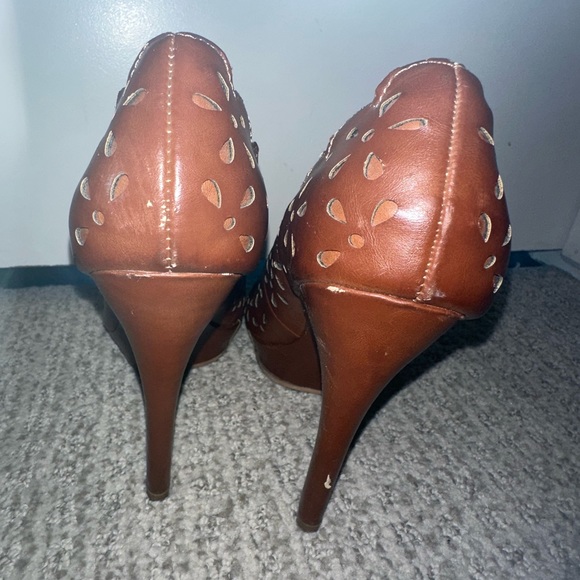 Xoxo heels - Picture 3 of 6